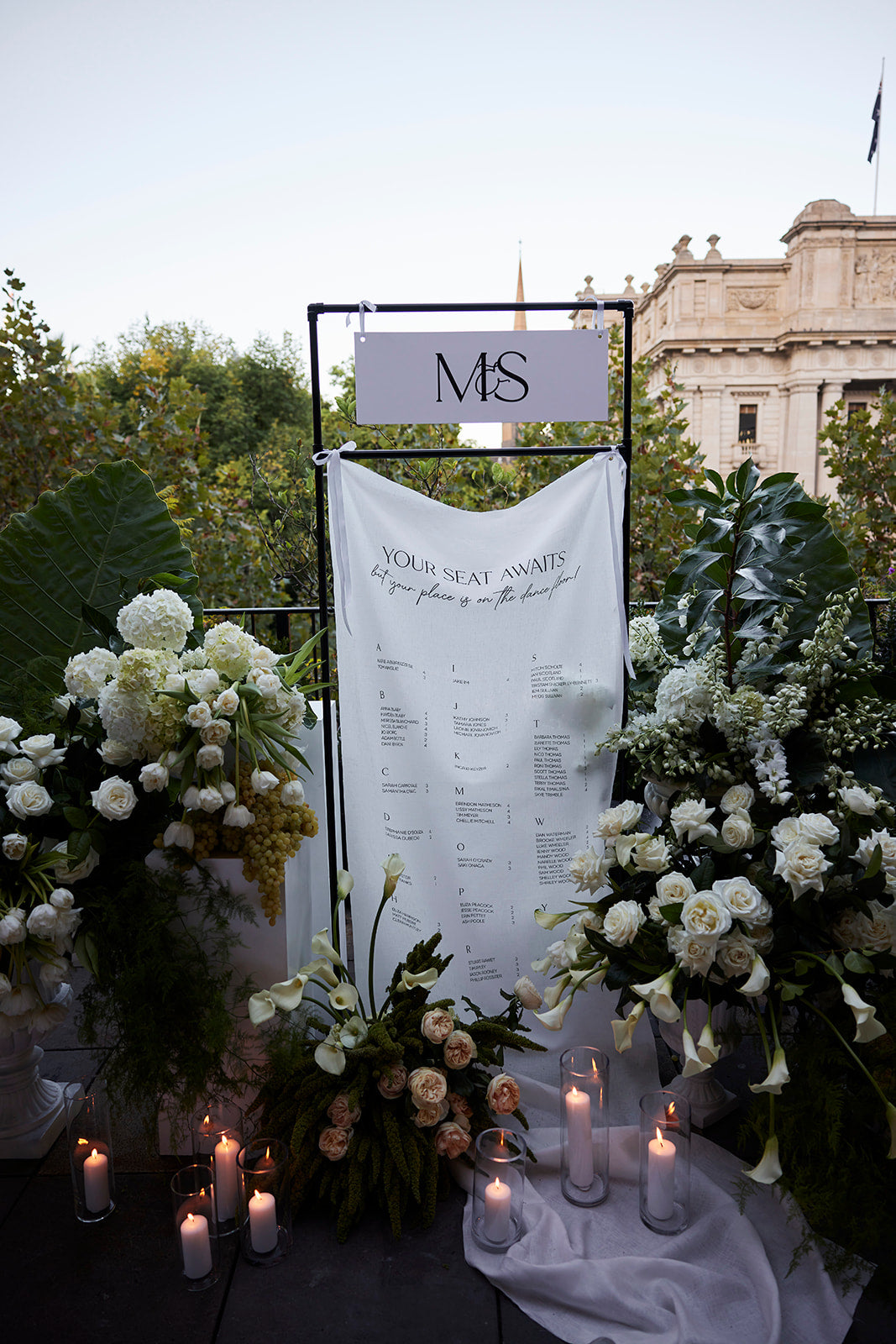Seating Signs – Cloth and Confetti